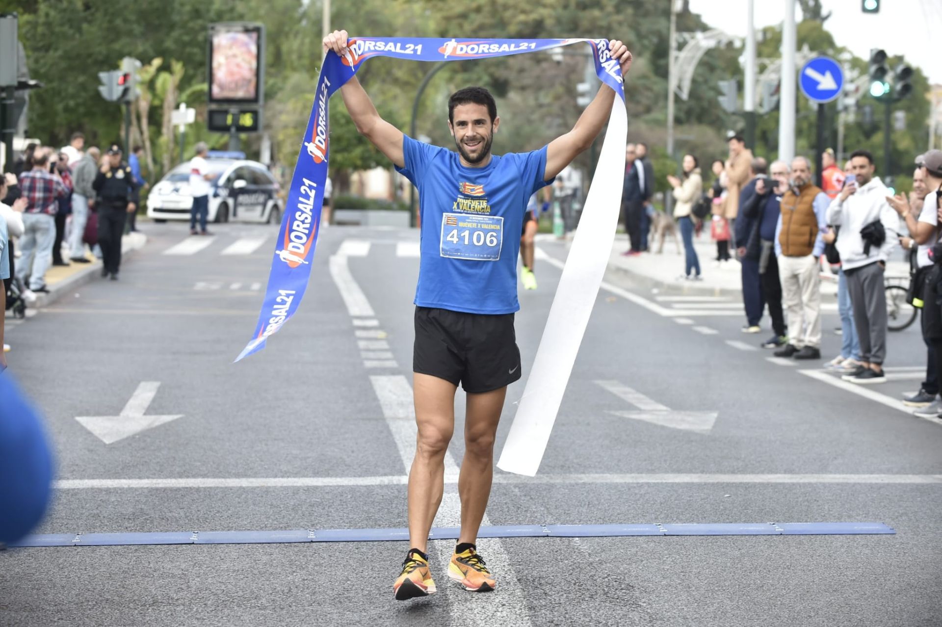 La carrera solidaria &#039;Muévete X Valencia&#039;, en imágenes (I)