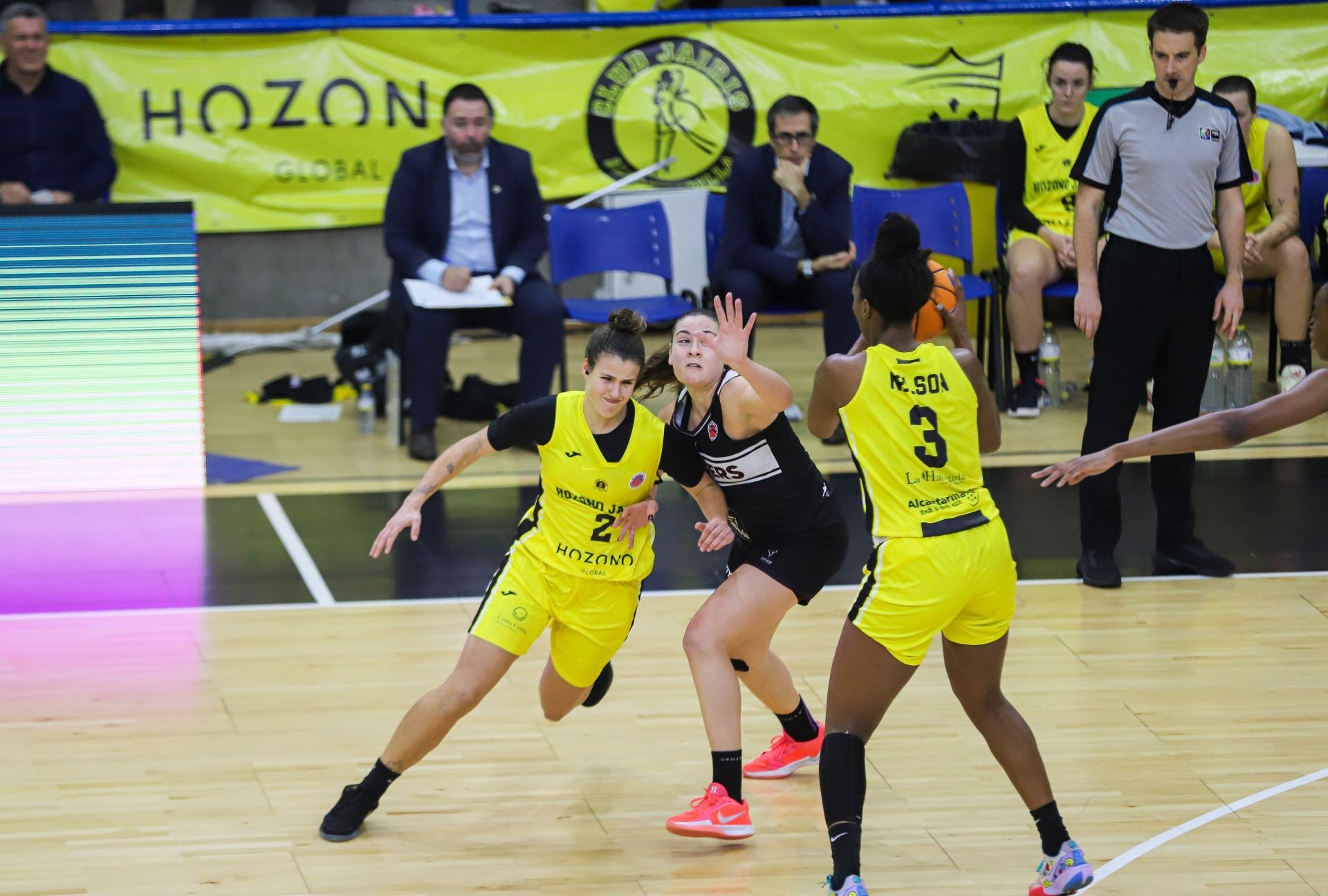 Las imágenes del Jairis-UFAB 49 (74-57)