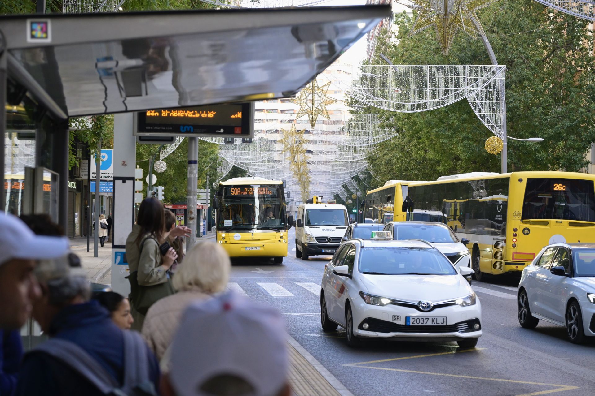 Servicios mínimos en Murcia durante la huelga de transportes de este viernes, en imágenes