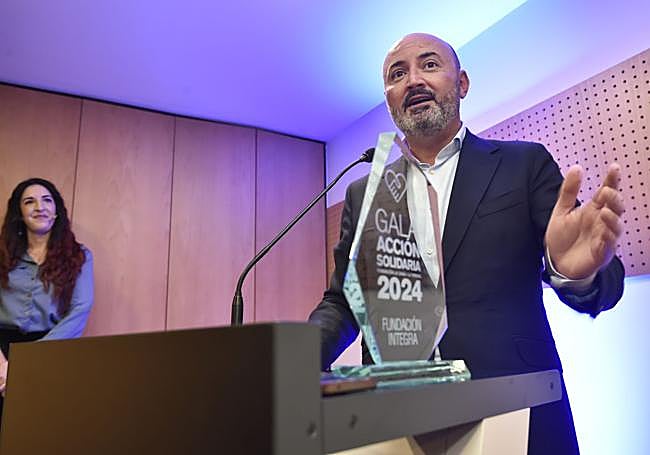 Joaquín Ruiz incidió en su discurso en acciones que ayuden a este colectivo a hacer de la tecnología una compañera de viaje.