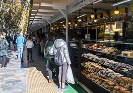 Uno de los puestos de la muestra de artesanía navideña, en una edición pasada.