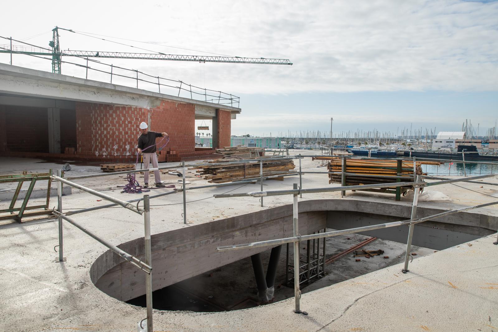 Las imágenes de las obras del nuevo centro de ocio del puerto de Torrevieja