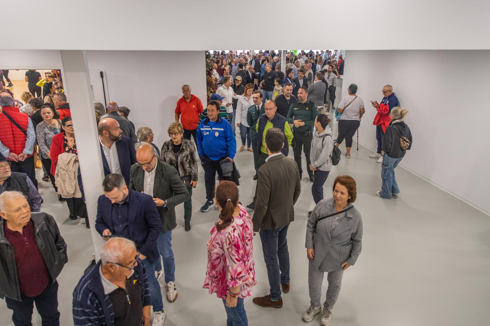 La inauguración del nuevo pabellón polideportivo de La Mata, en imágenes