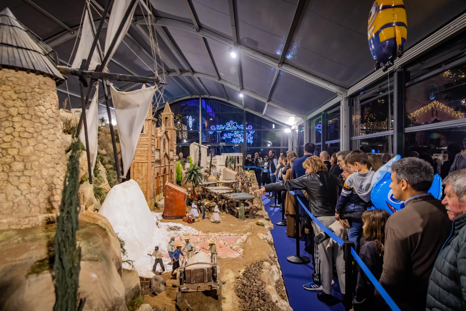 Las imágenes de la inauguración del belén municipal de Torrevieja