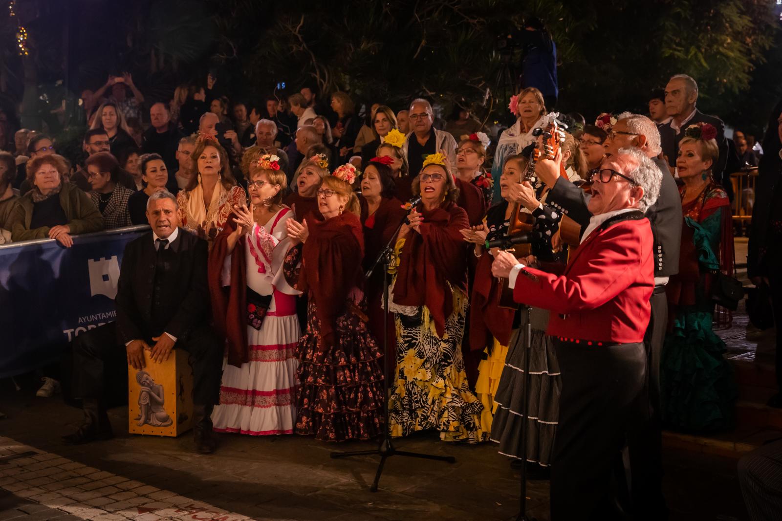 Las imágenes de la ofrenda floral a la Purísima en Torrevieja