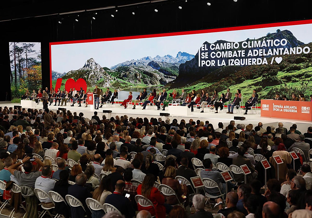 Intervención de Pedro Sánchez durante la clausura del 41º congreso federal en Sevilla este domingo