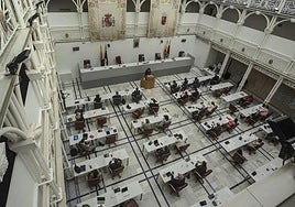 Imagen de archivo de un Pleno en la Asamblea Regional.