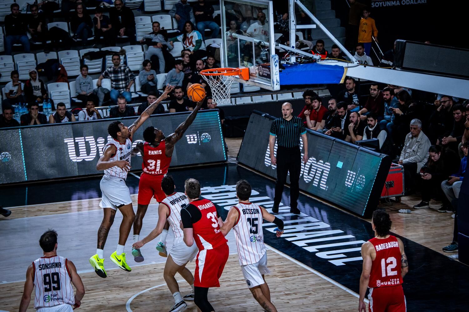 Las imágenes del Manisa-UCAM (72-78)