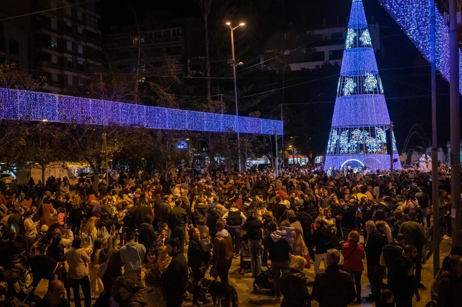 El encendido de las luces de Navidad de Orihuela, en imágenes