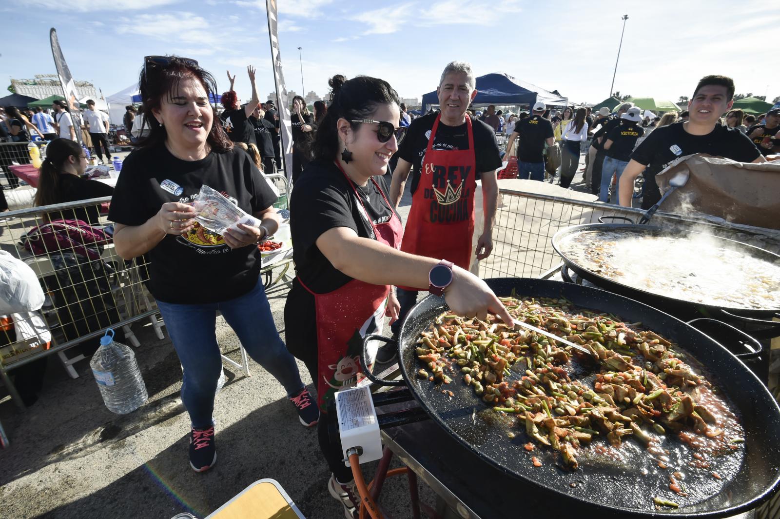 Las imágenes del concurso de paellas de las fiestas de la Purísima en Torrevieja