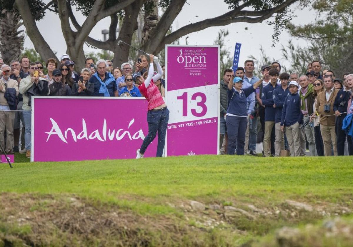 La campeona. Carlota Ciganda, muy seguida por el público congregado en la prueba, se hace con la edición 2024 del Open de España.