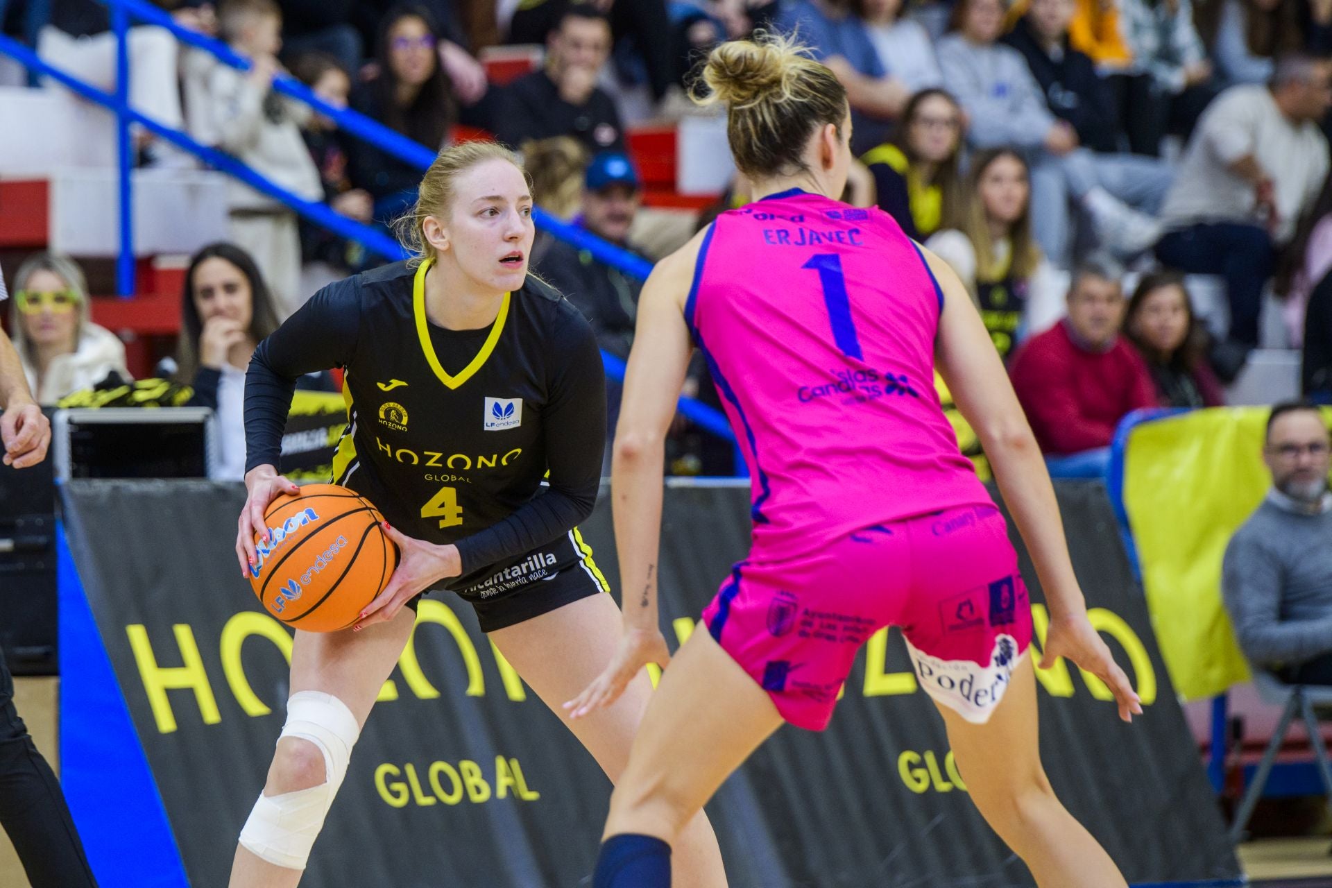 La victoria del Hozono Global Jairis ante el Spar Gran Canaria, en imágenes