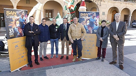 Lorca se calza las zapatillas para despedir el año en la San Silvestre
