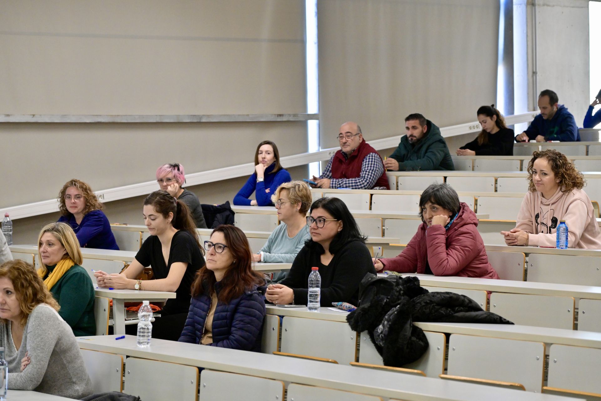 Las oposiciones de la Administración General del Estado en la Región de Murcia, en imágenes