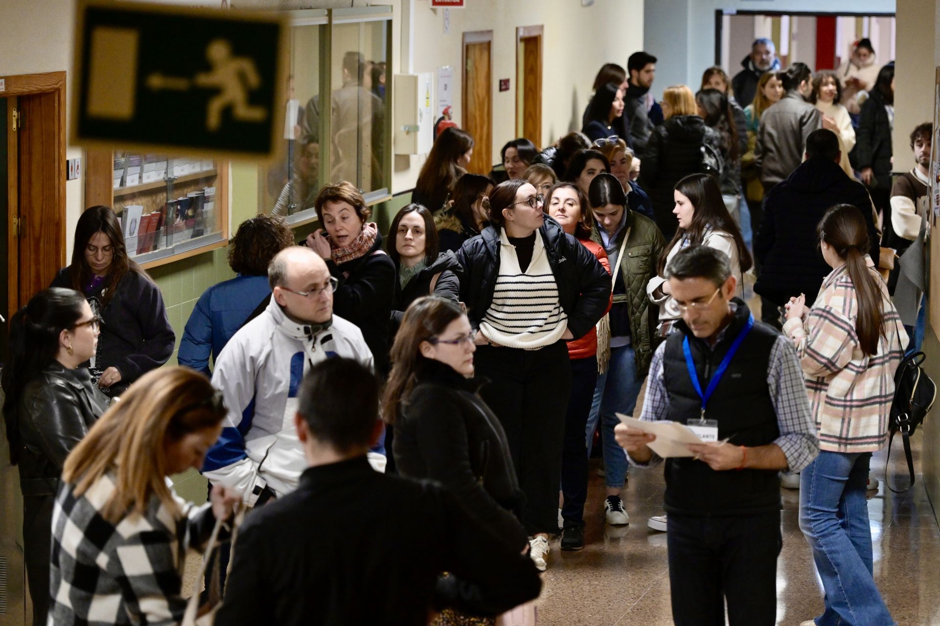 Las oposiciones de la Administración General del Estado en la Región de Murcia, en imágenes