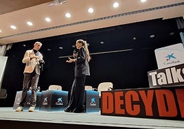 Álex Roca, junto a Mari Carmen Maza, este pasado martes en Murcia.