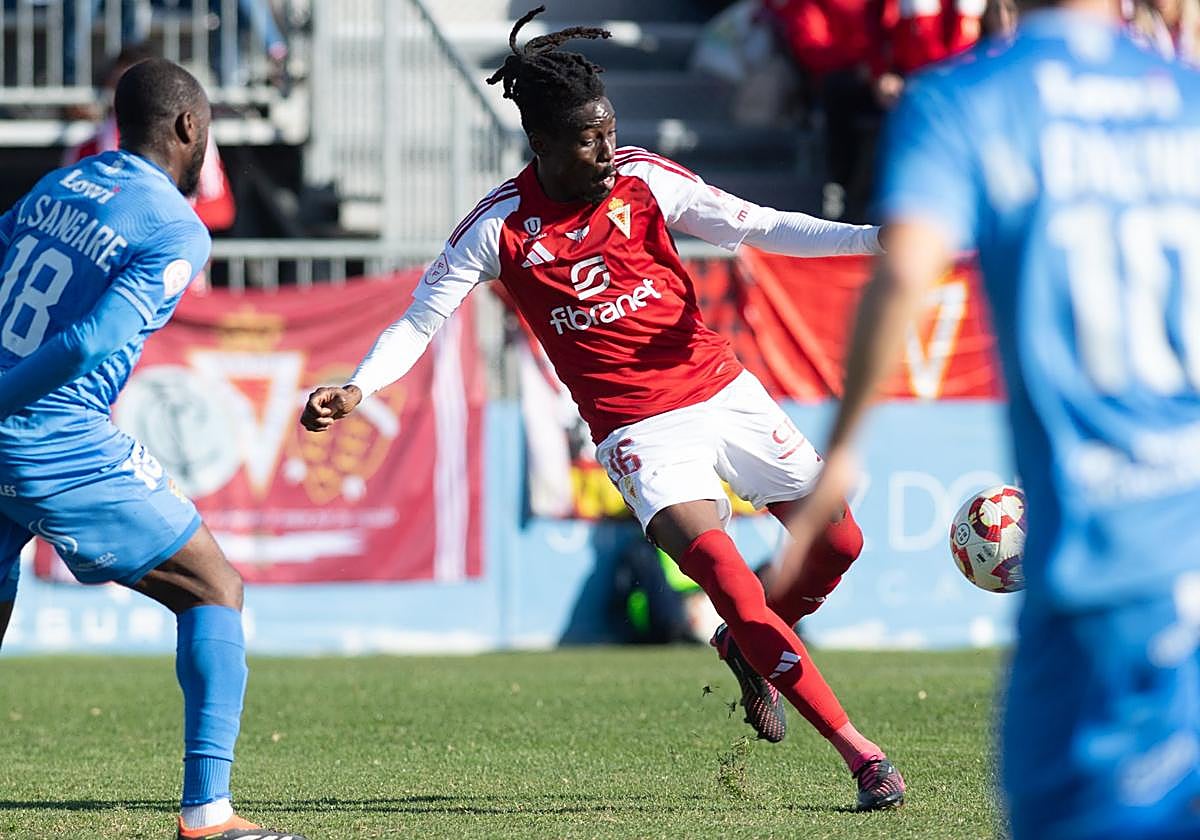 El empate del Real Murcia frente al Fuenlabrada, en imágenes