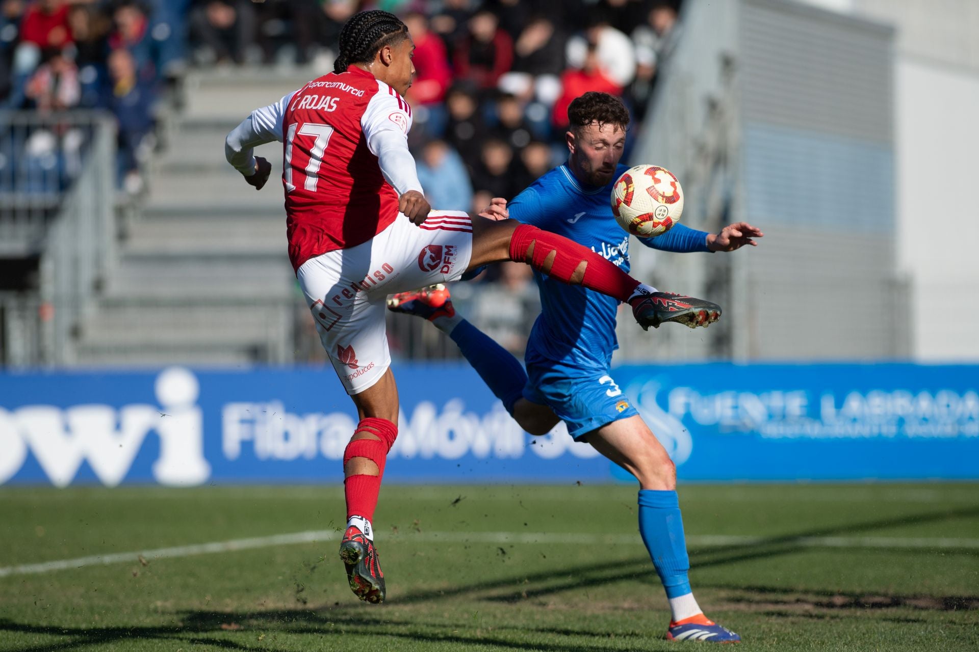 El empate del Real Murcia frente al Fuenlabrada, en imágenes