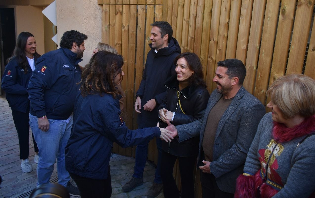 Imágenes de la visita de Díaz Ayuso - I Centro de Acogida