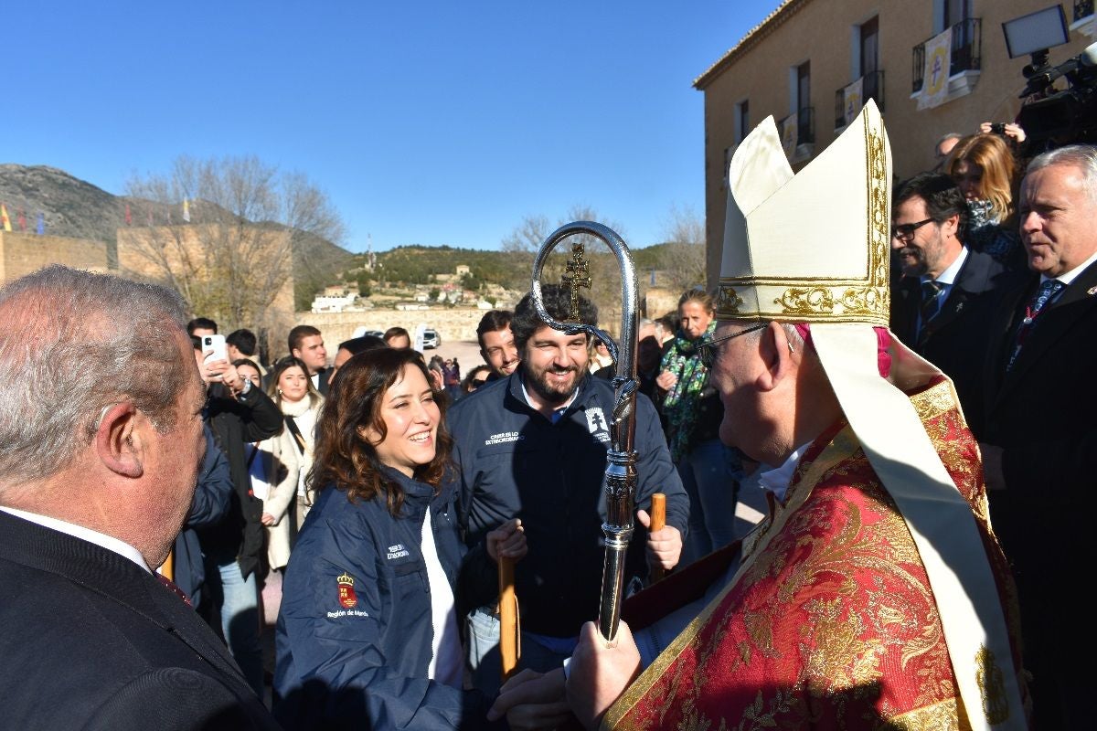 Imágenes de la visita de Díaz Ayuso - II Basílica Vera Cruz