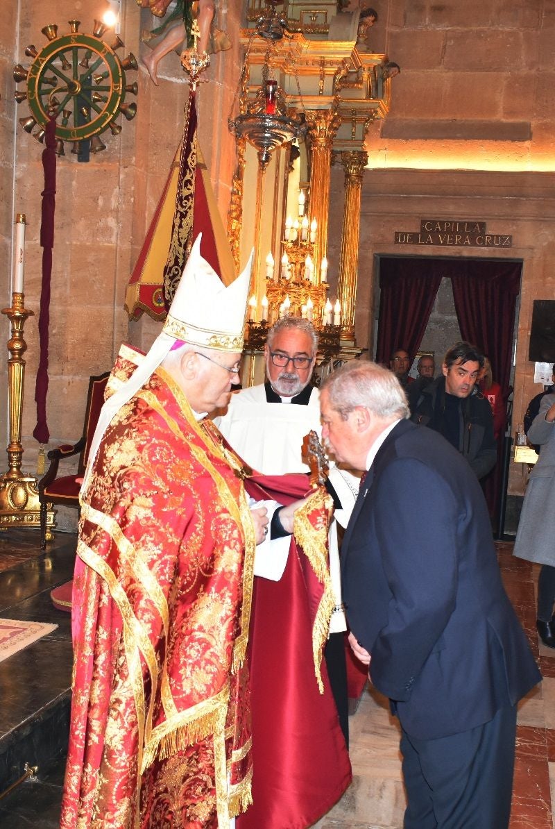 Imágenes de la visita de Díaz Ayuso - II Basílica Vera Cruz