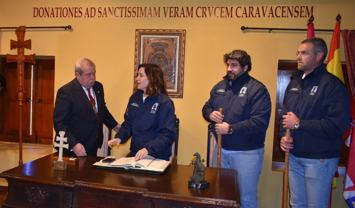 Imágenes de la visita de Díaz Ayuso - II Basílica Vera Cruz