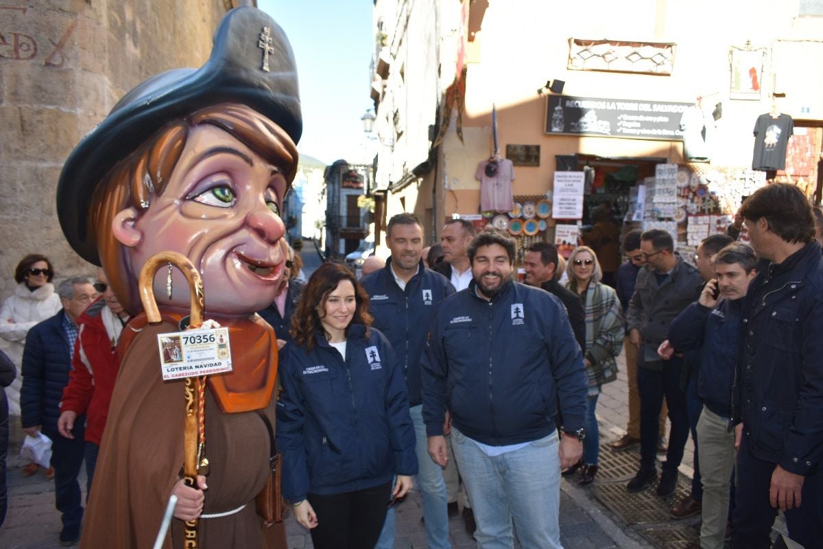 Imágenes de la visita de Díaz Ayuso - III Ayuntamiento