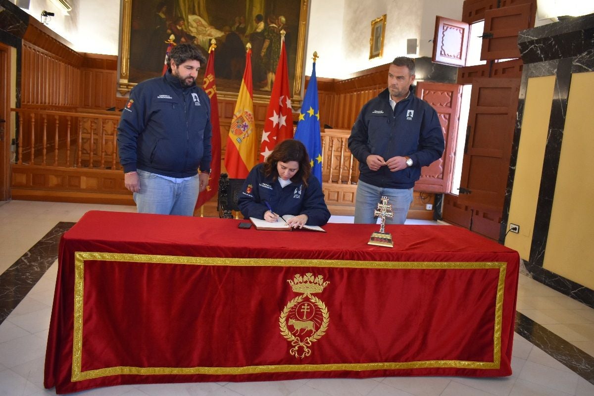 Imágenes de la visita de Díaz Ayuso - III Ayuntamiento