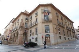 Edificio de los juzgados en la plaza del Caño.