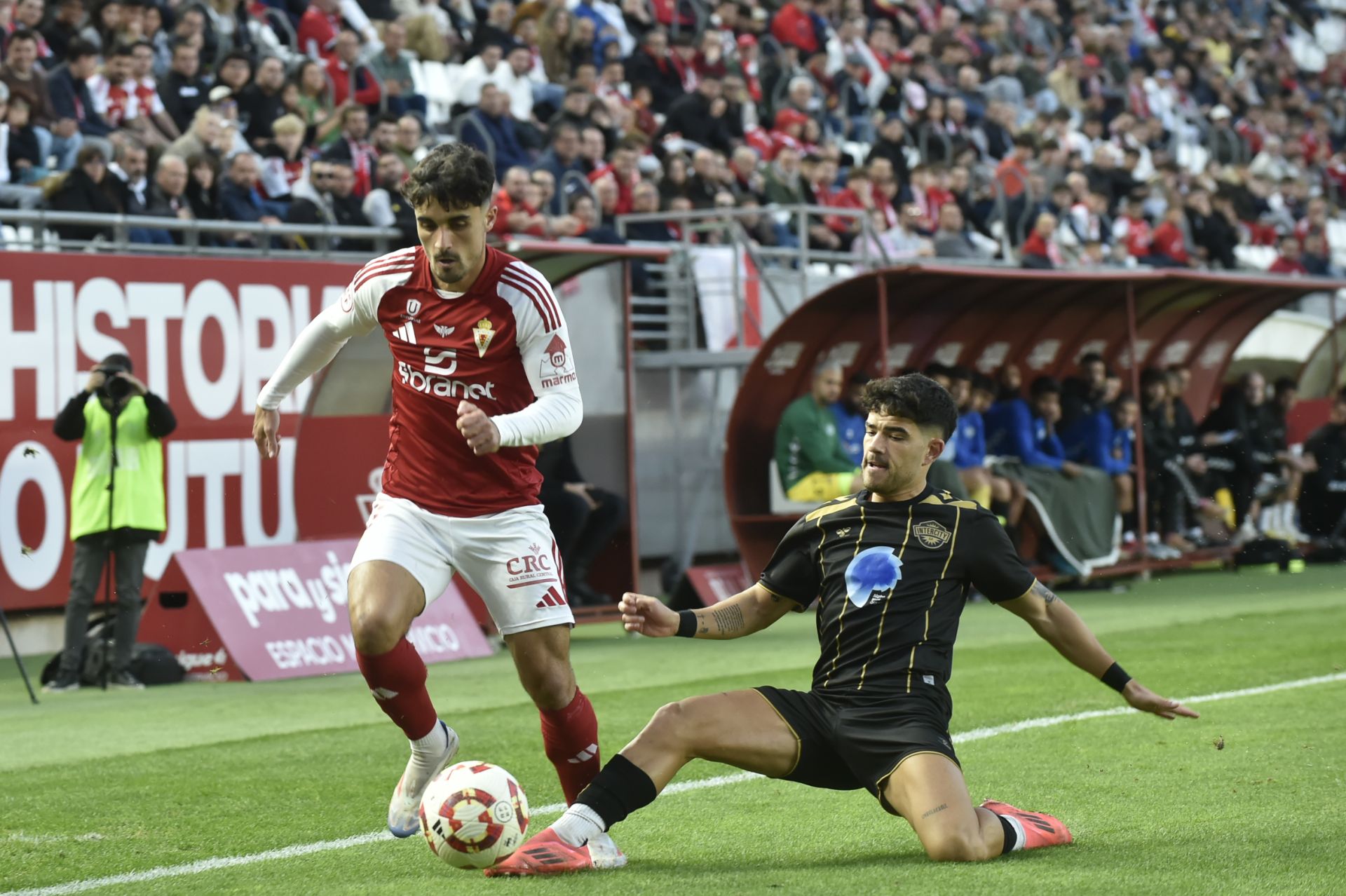 El empate del Real Murcia frente al Intercity, en imágenes