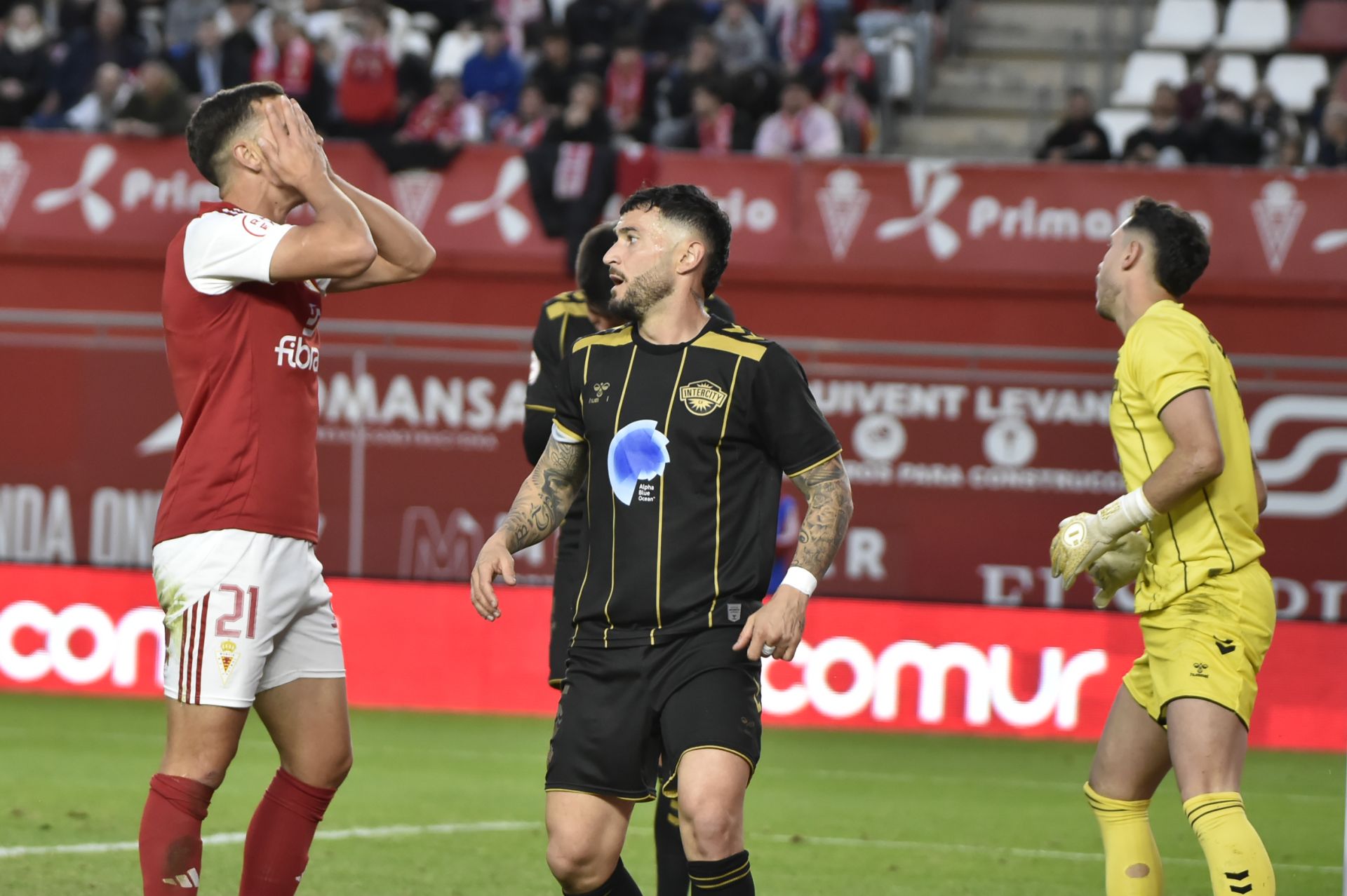 El empate del Real Murcia frente al Intercity, en imágenes