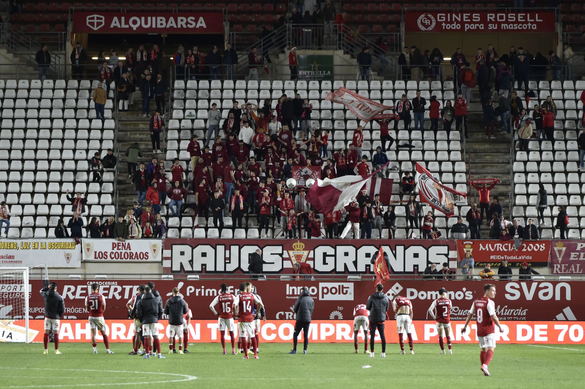El empate del Real Murcia frente al Intercity, en imágenes