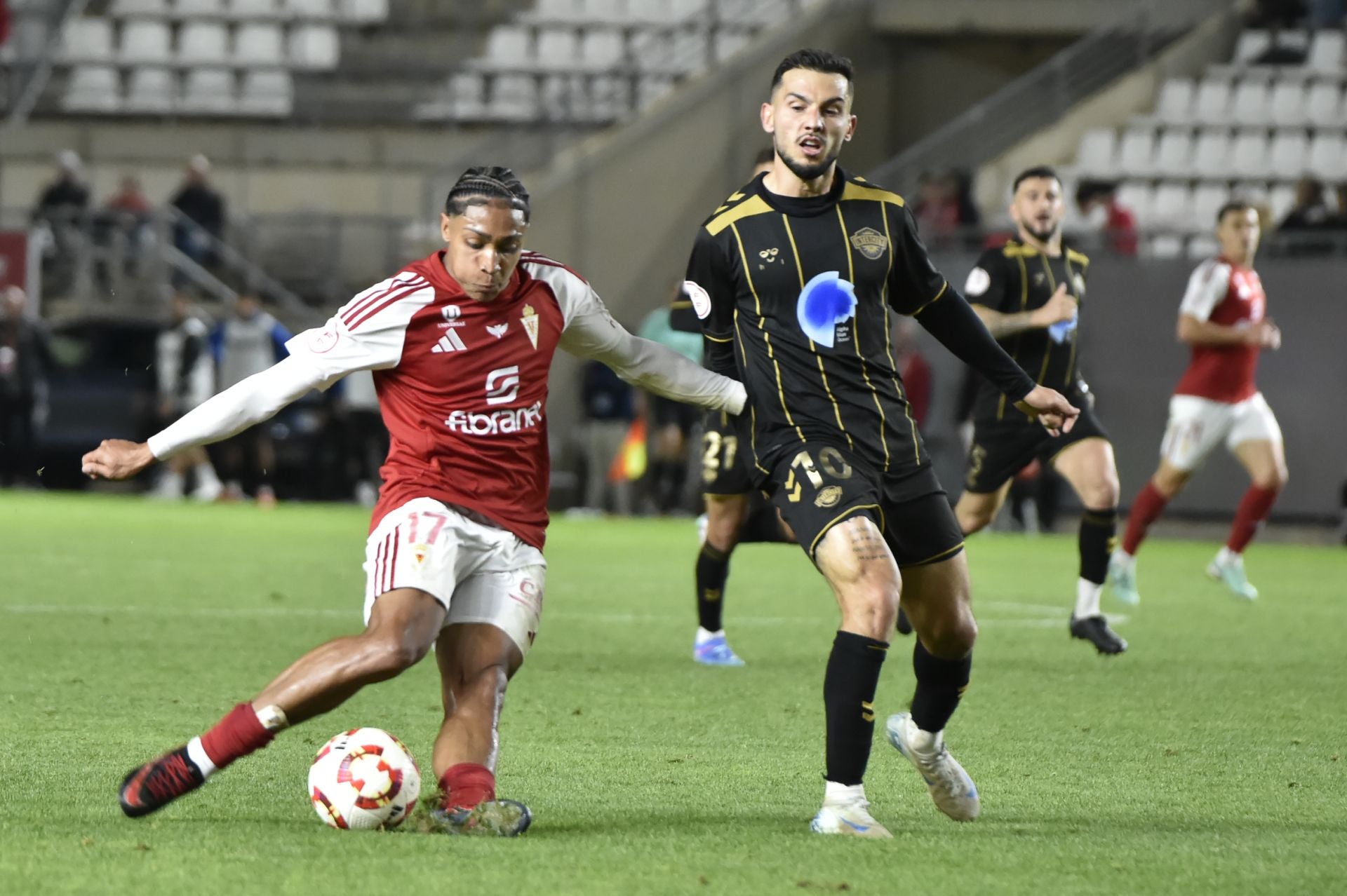 El empate del Real Murcia frente al Intercity, en imágenes
