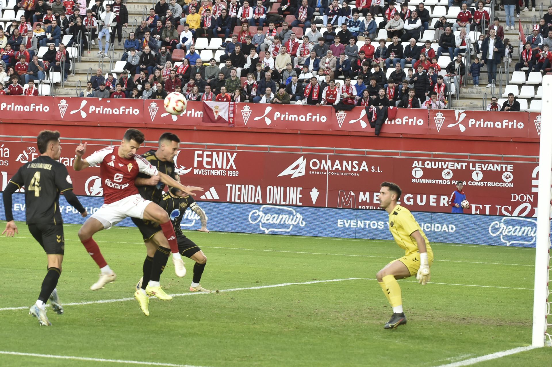 El empate del Real Murcia frente al Intercity, en imágenes