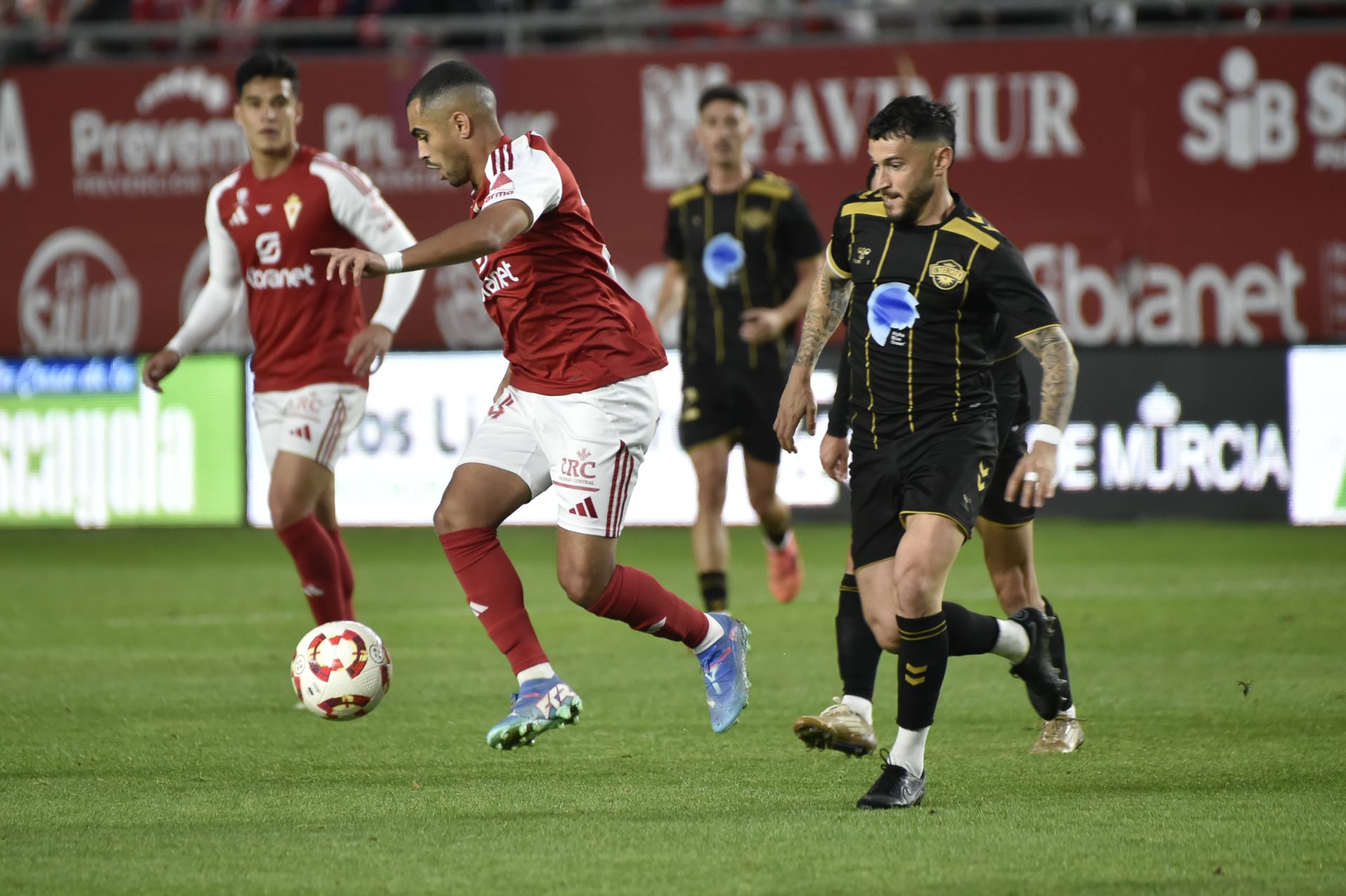 El empate del Real Murcia frente al Intercity, en imágenes