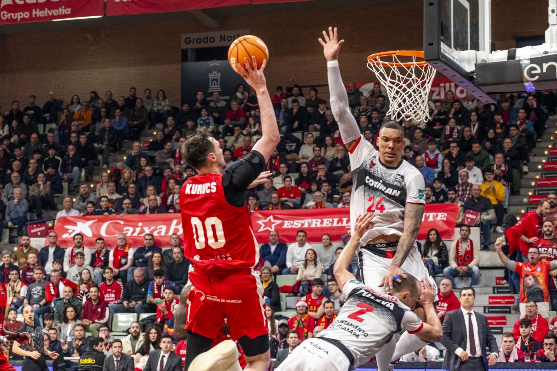 La victoria del UCAM Murcia ante el Granada, en imágenes