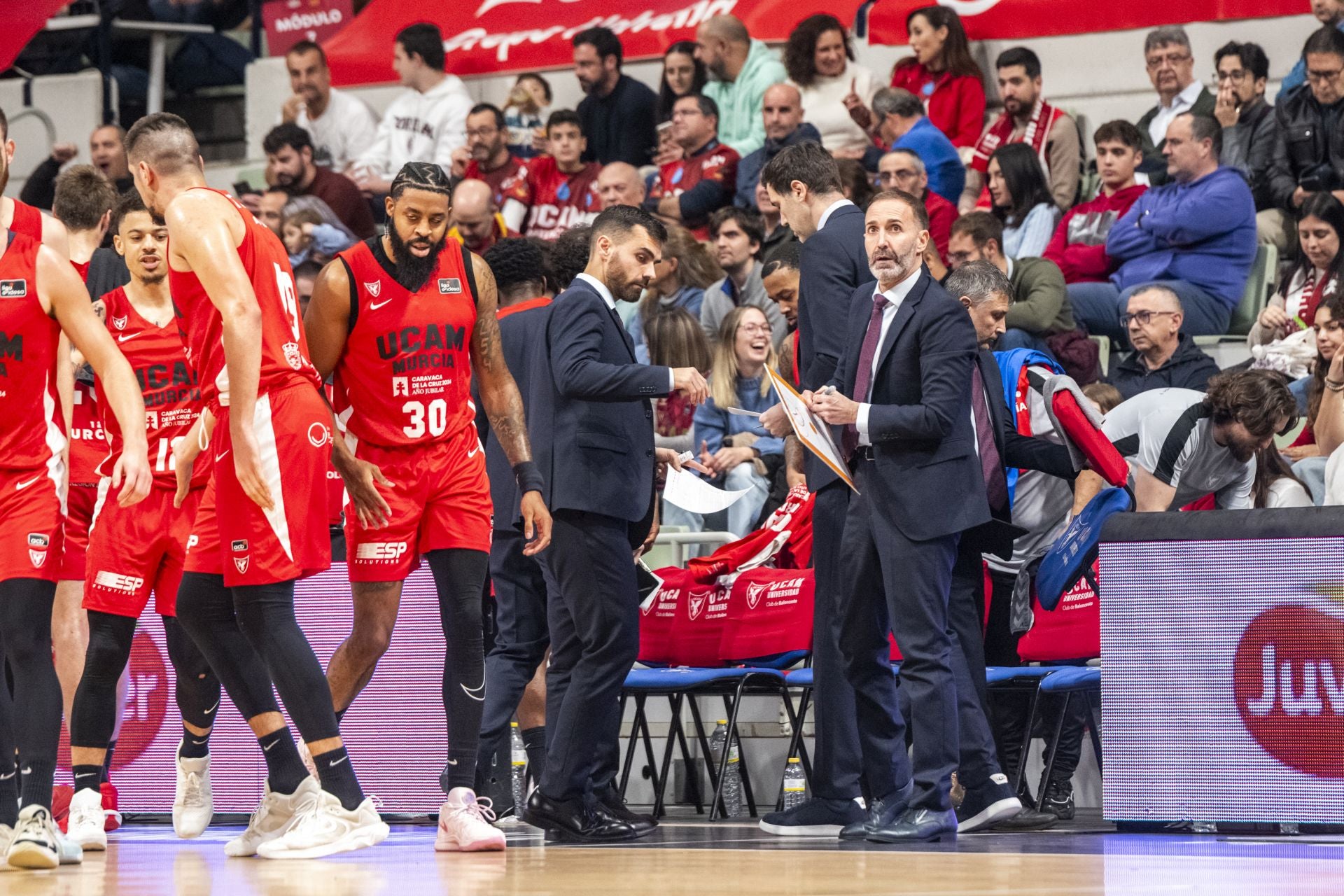 La victoria del UCAM Murcia ante el Granada, en imágenes