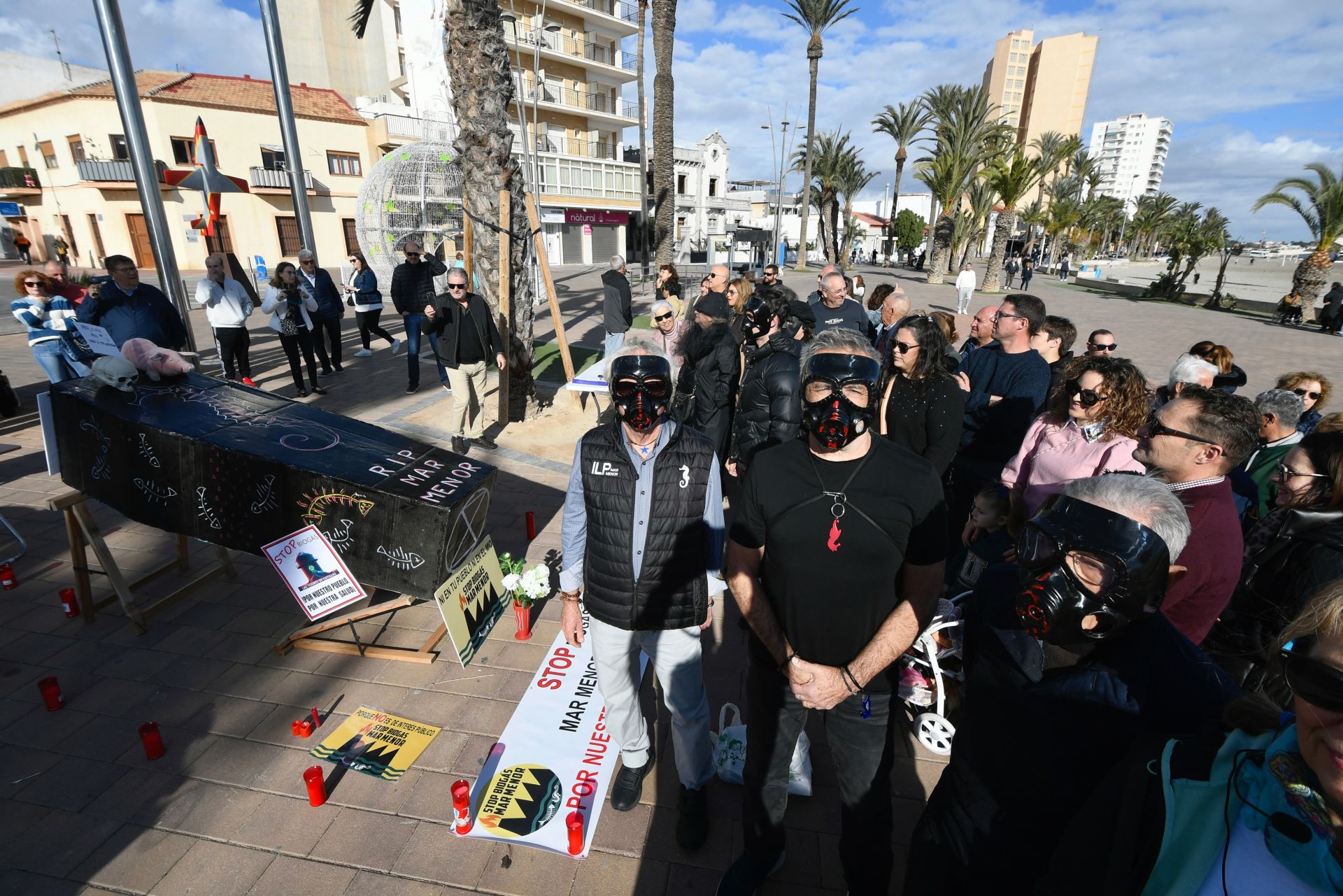 La marcha fúnebre contra la planta de biometano en San Javier, en imágenes