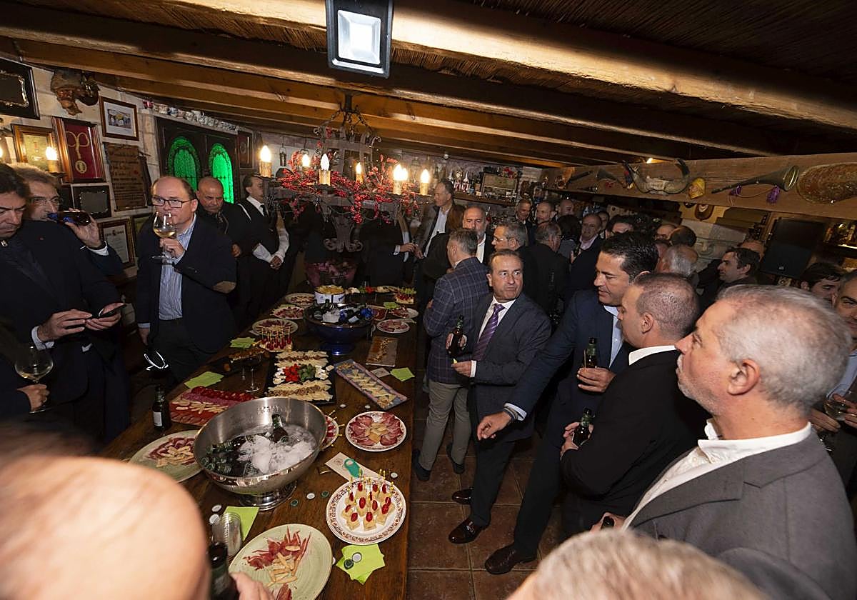 El brindis de Nochevieja de Tomás Martínez Pagán, en imágenes