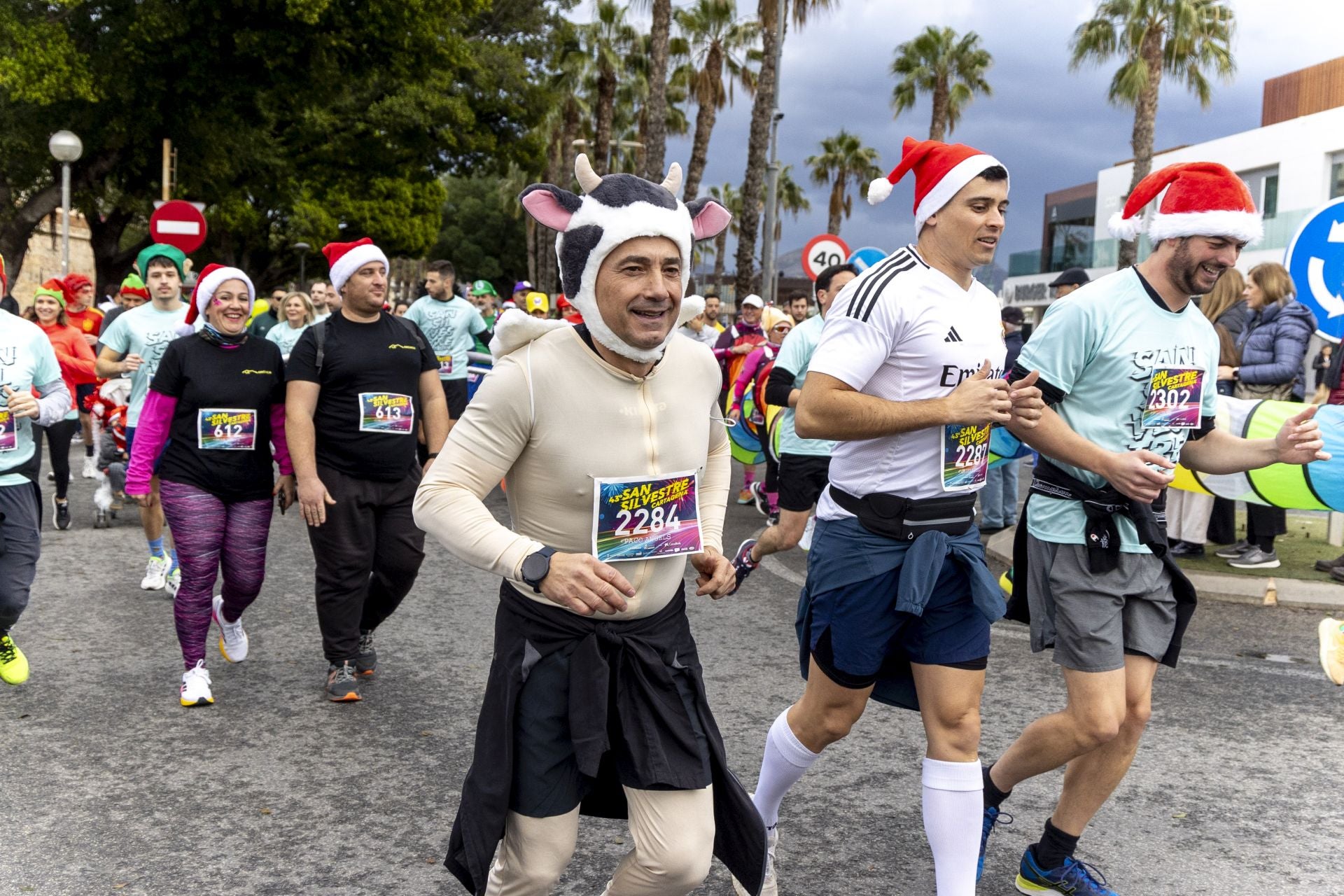Los disfraces de la San Silvestre de Cartagena 2024, en imágenes