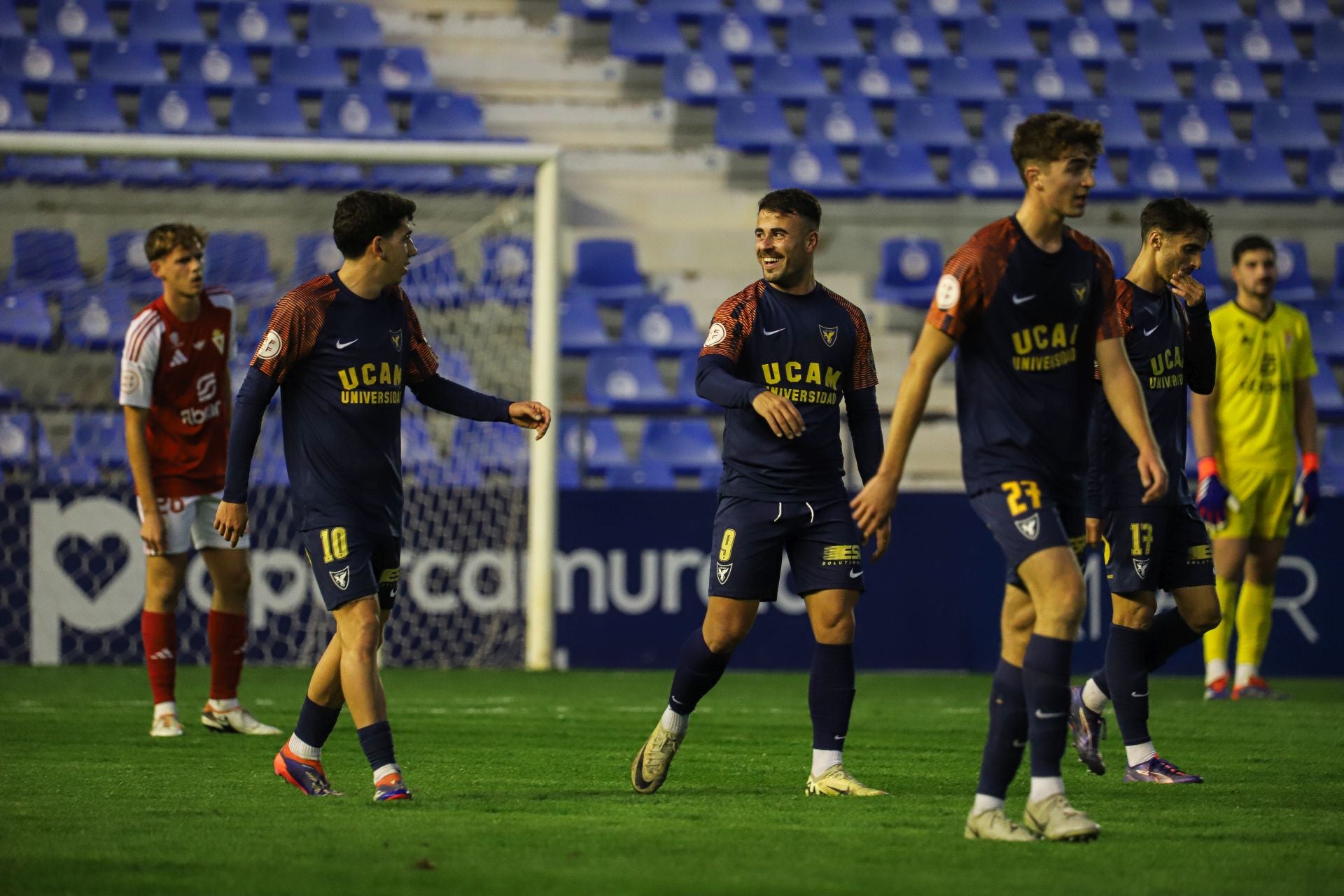 El partido benéfico entre Real Murcia y UCAM, en imágenes