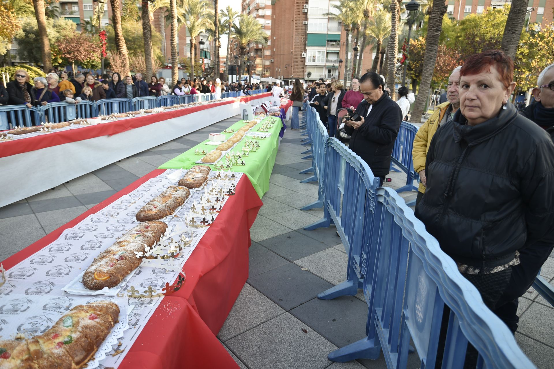 Un roscón de Reyes de 155 metros en Molina de Segura