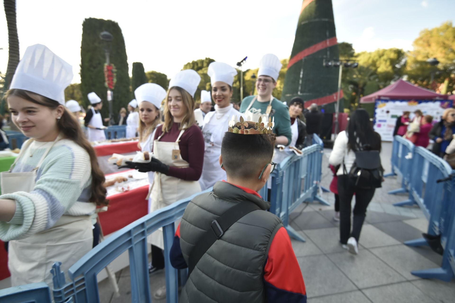 Un roscón de Reyes de 155 metros en Molina de Segura