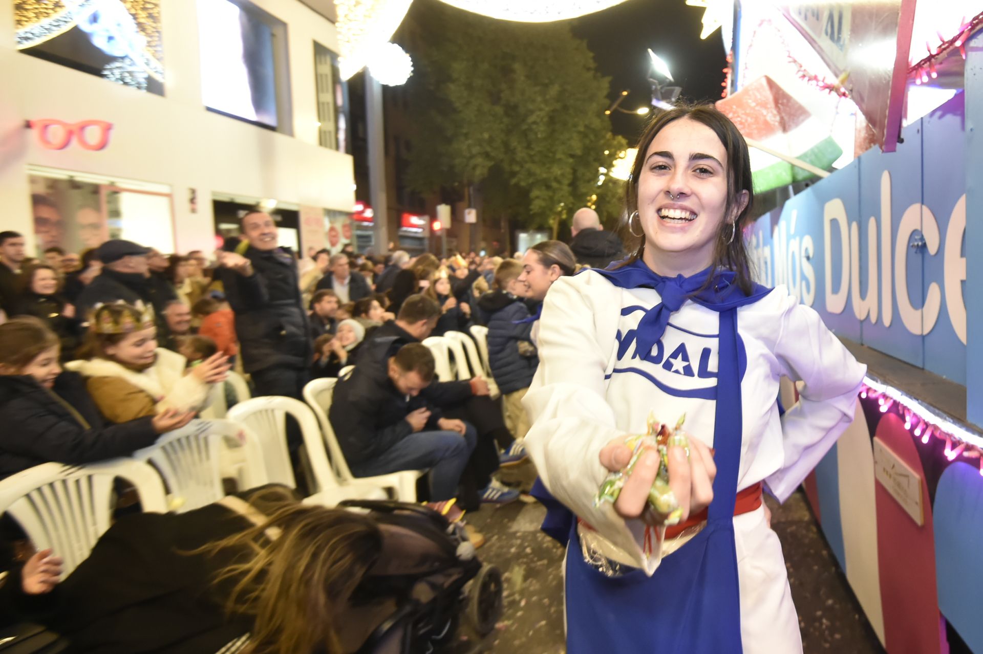 La cabalgata de los Reyes Magos en Murcia, en imágenes