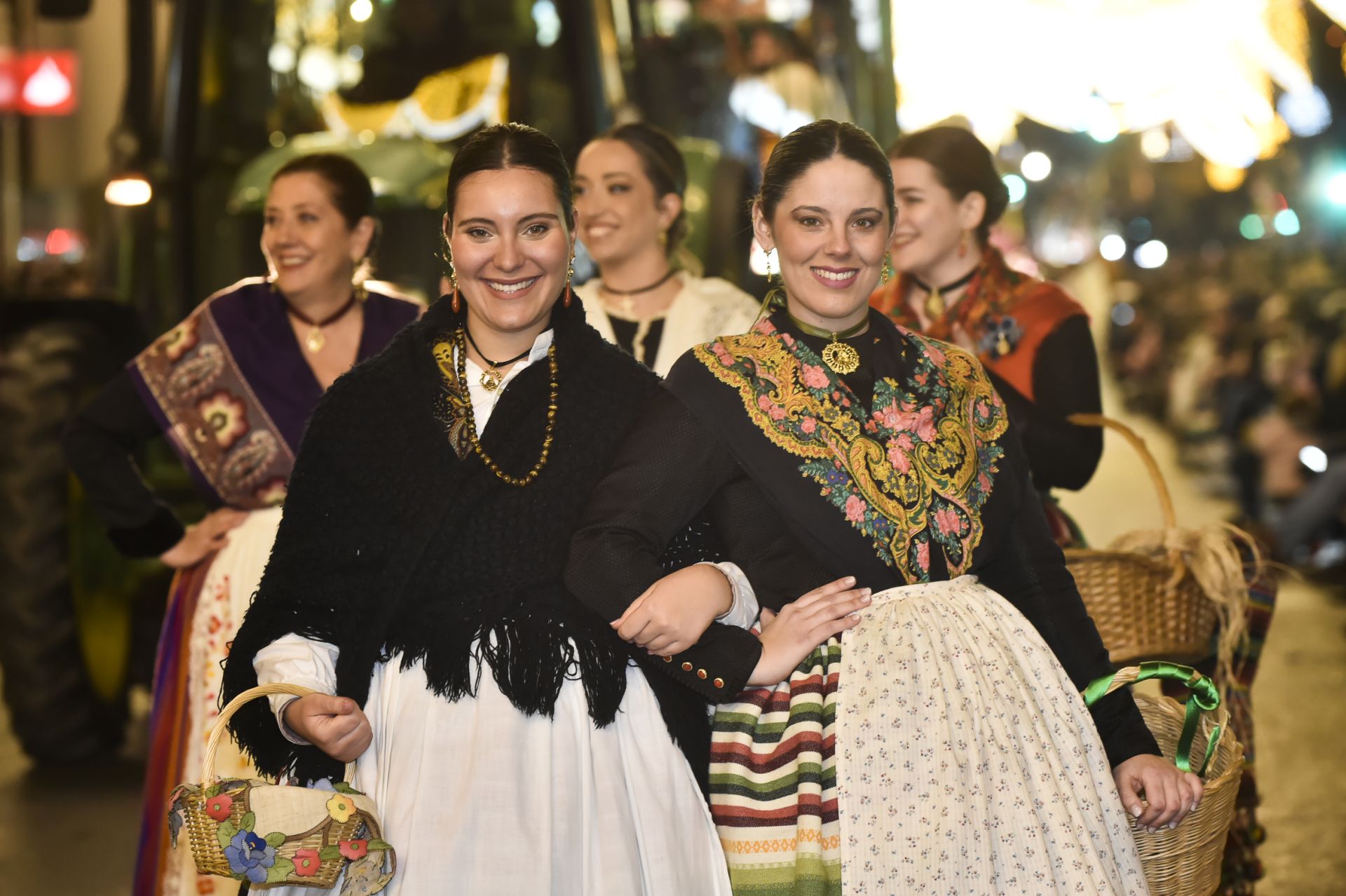 La cabalgata de los Reyes Magos en Murcia, en imágenes