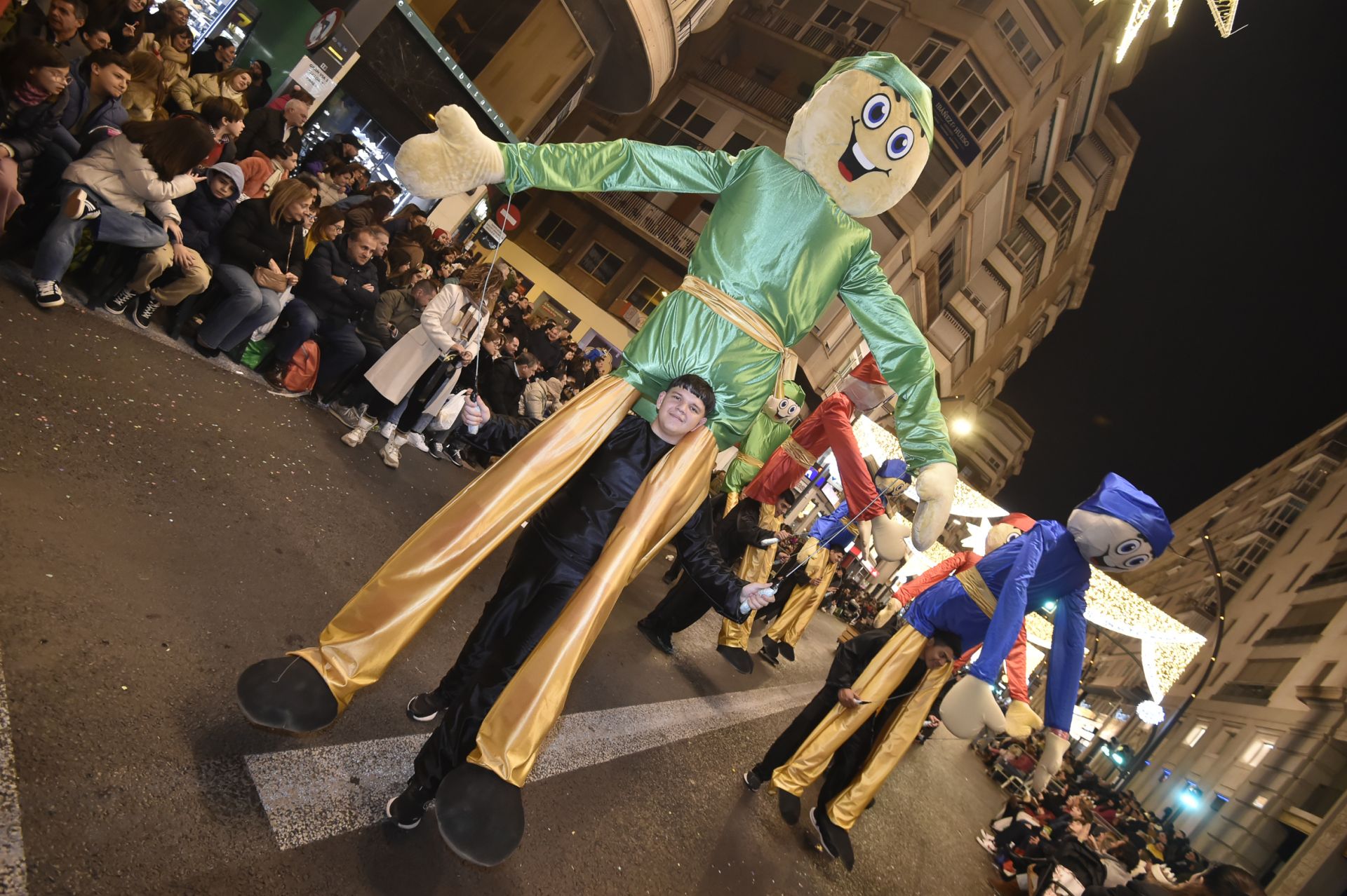 La cabalgata de los Reyes Magos en Murcia, en imágenes