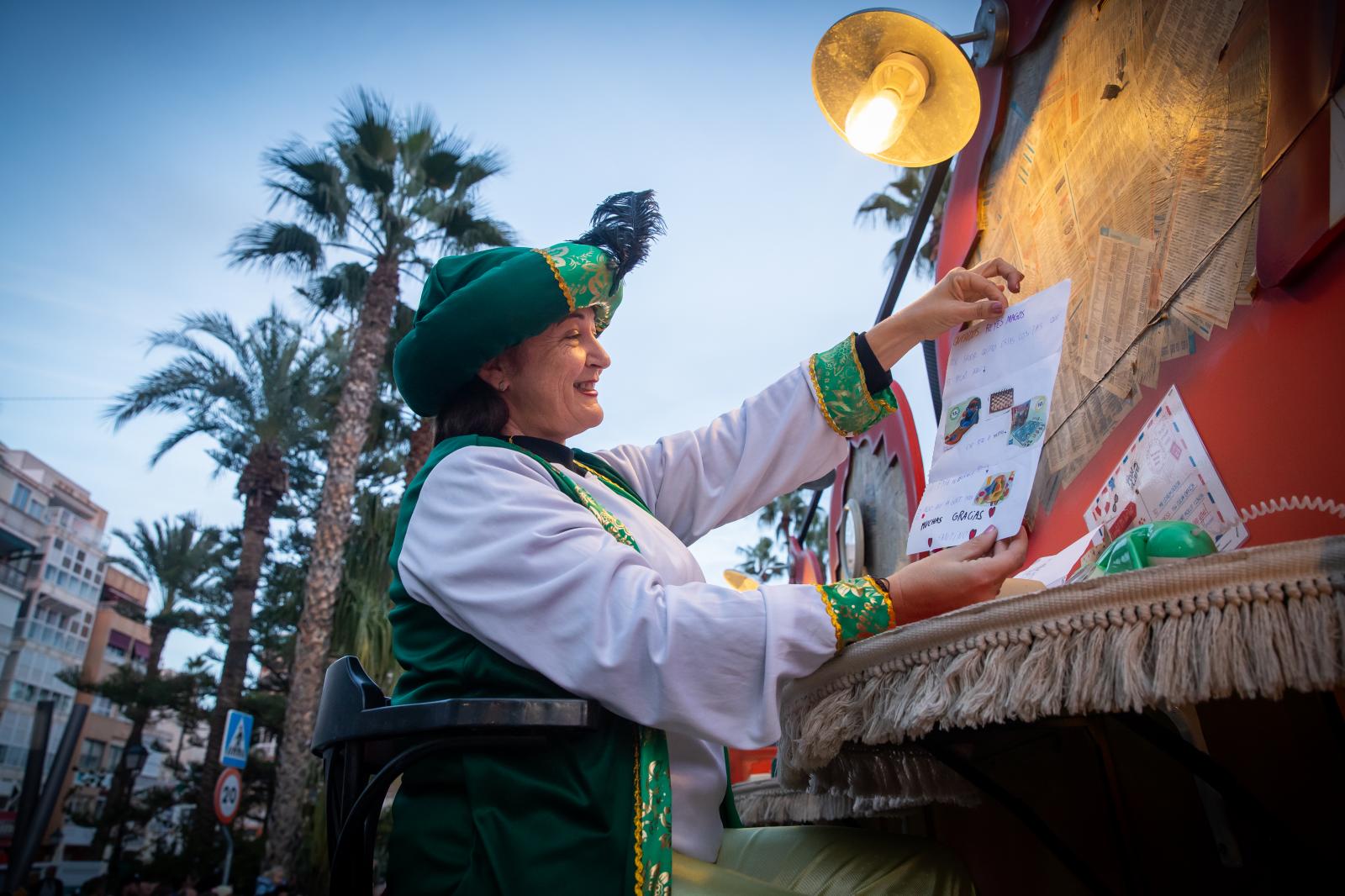Las imágenes de la cabalgata de Reyes Magos de Torrevieja