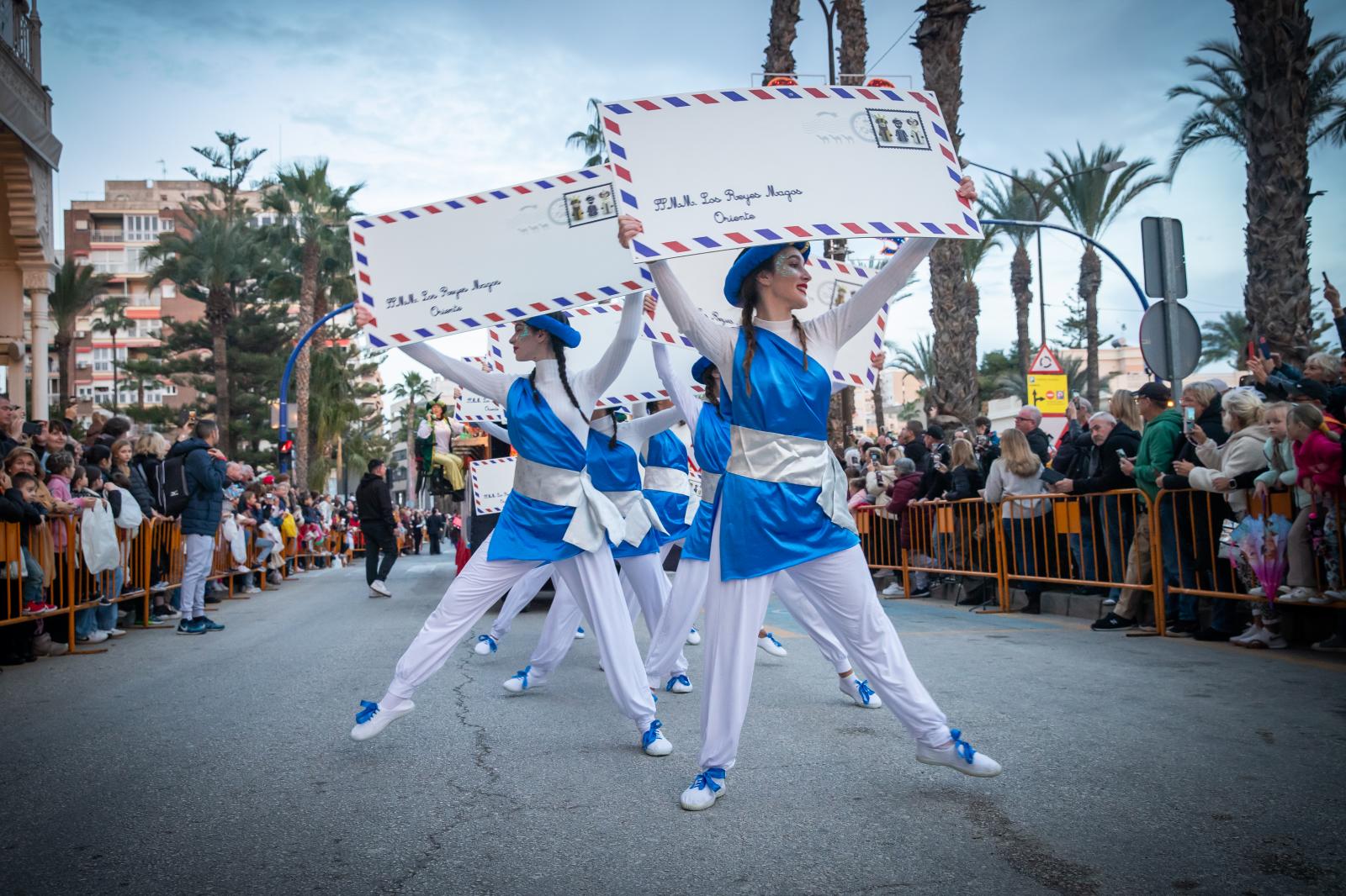 Las imágenes de la cabalgata de Reyes Magos de Torrevieja