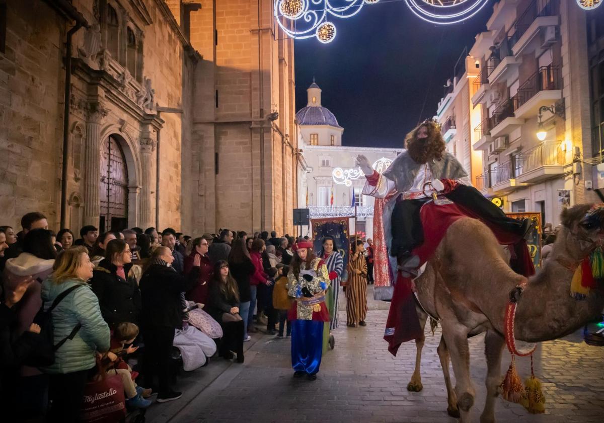 Las imágenes de la cabalgata de Reyes Magos de Orihuela