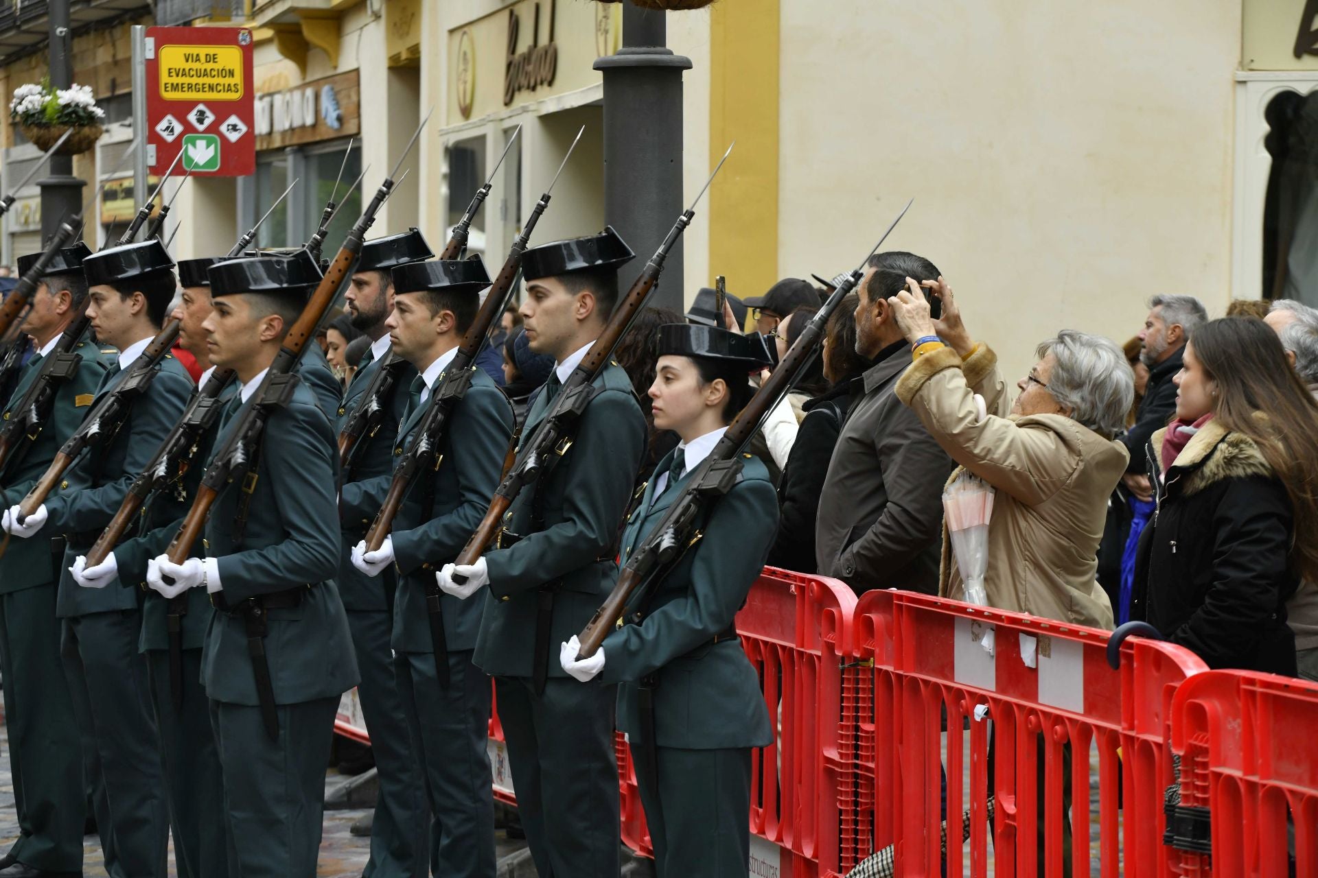 Celebración de la Pascua Militar en Cartagena, en imágenes